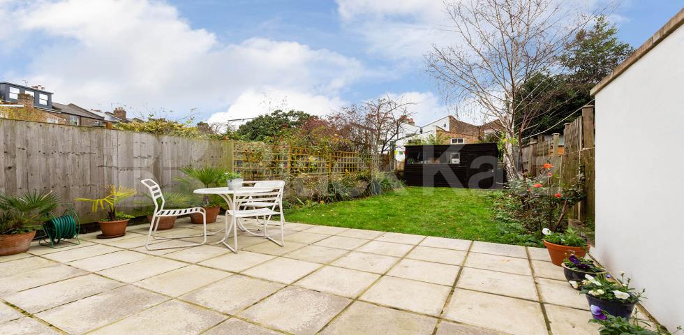 			4 Bedroom, 1 bath, 1 reception House			 Herrick Road, HIGHBURY N5